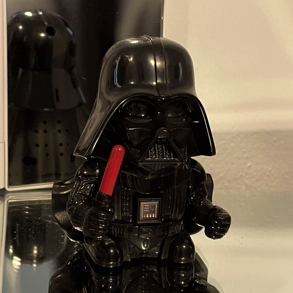 Vintage 2005 Star Wars Burger King Darth Vader - Picture 2 of 2